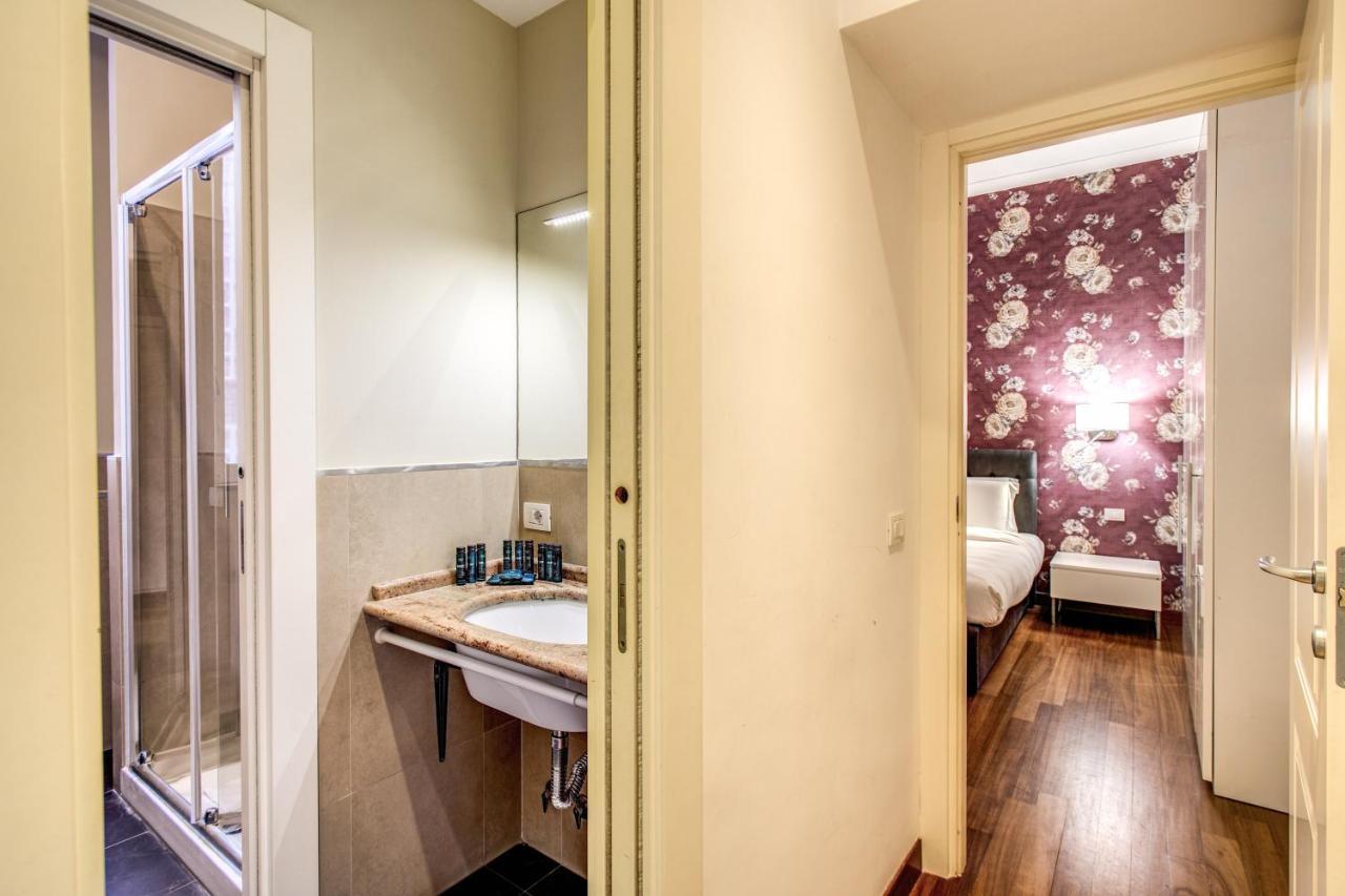 Bernini Near The Trevi Fountain - 4 Bedroom Appartamento *